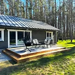 Home, Hiiumaa With Nordic Hottub & Sauna Сasa de vacaciones Reigi