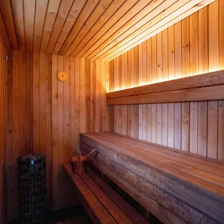 Feriehus Home, Hiiumaa With Nordic Hottub & Sauna