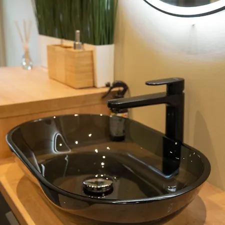 Home, Hiiumaa With Nordic Hottub & Sauna Dom wakacyjny