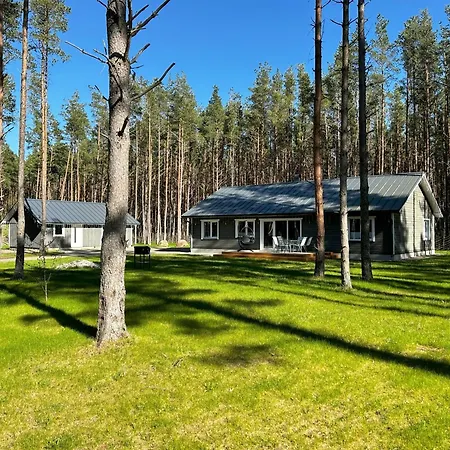 Home, Hiiumaa With Nordic Hottub & Sauna Feriehus Reigi