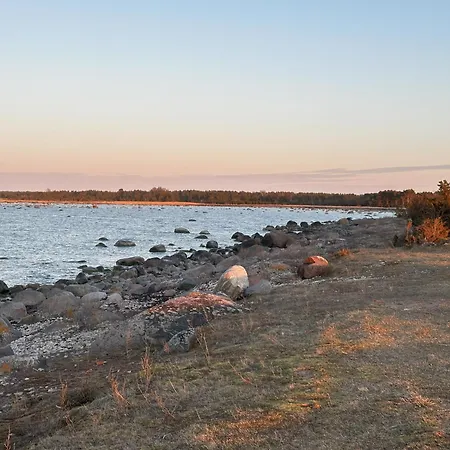 Home, Hiiumaa With Nordic Hottub & Sauna * Reigi