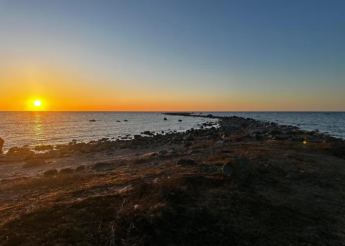 Home, Hiiumaa With Nordic Hottub & Sauna