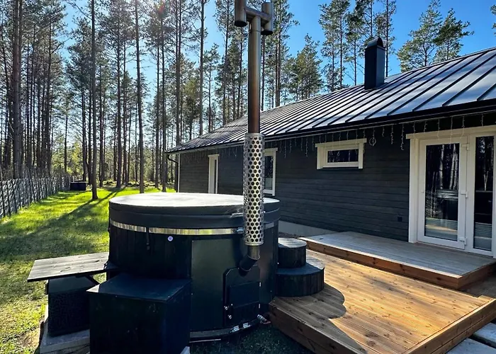 Home, Hiiumaa With Nordic Hottub & Sauna Holiday home *